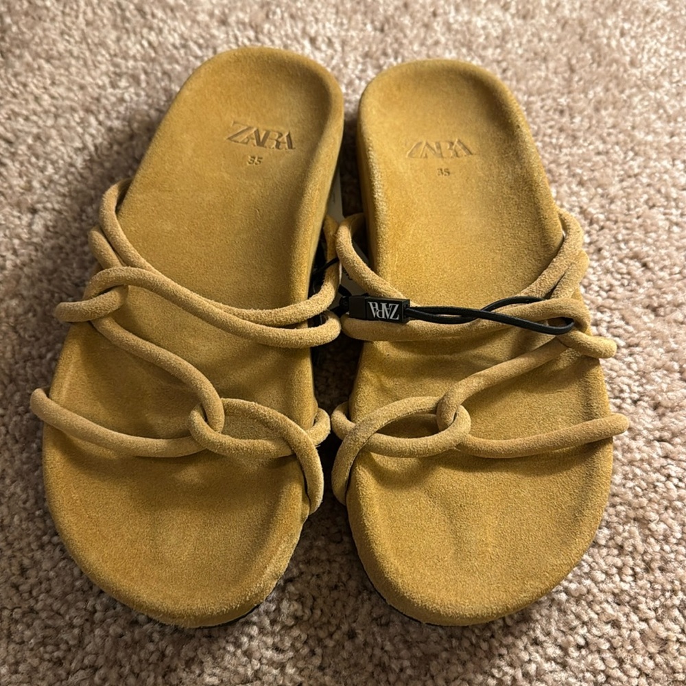 NWT Zara Leather Strappy Sandals